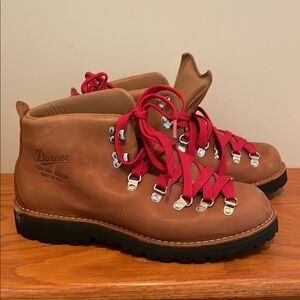 Danner Mountain Light Cascade Clovis Boot